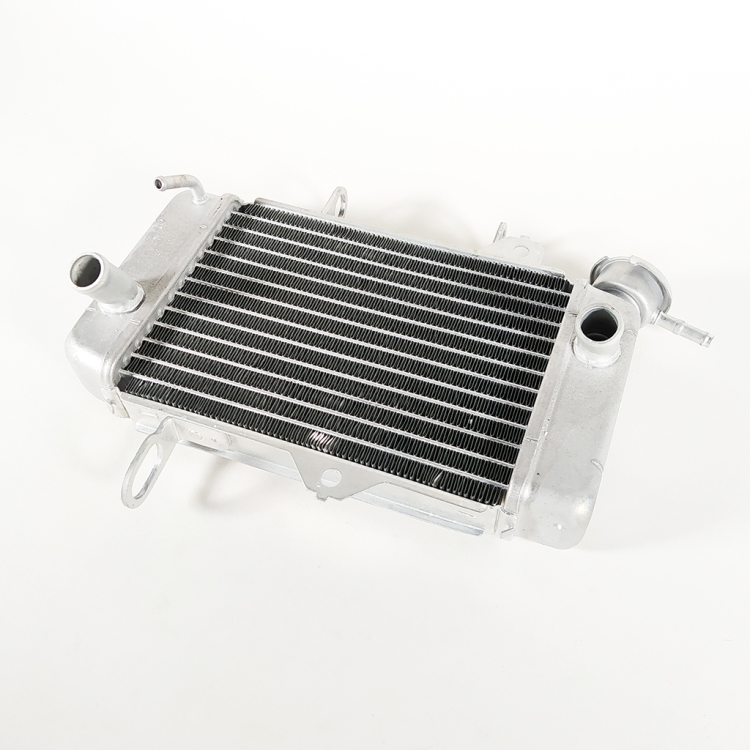 ΨΥΓΕΙΟ ΝΕΡΟΥ YAMAHA CRYPTON X-135  ROC