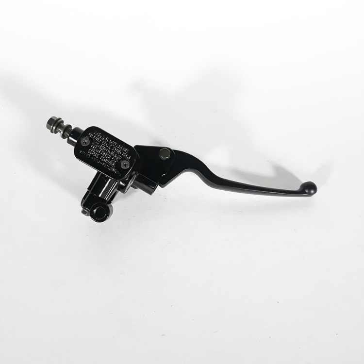 ΠΟΜΠΑ ΦΡΕΝΟΥ YAMAHA CRYPTON T110 ΜΠΡΟΣΤΑ ΜΕ ΜΑΝΕΤΑ  ROC